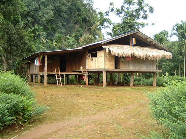 Thi Lai Pa village, Sangklaburi